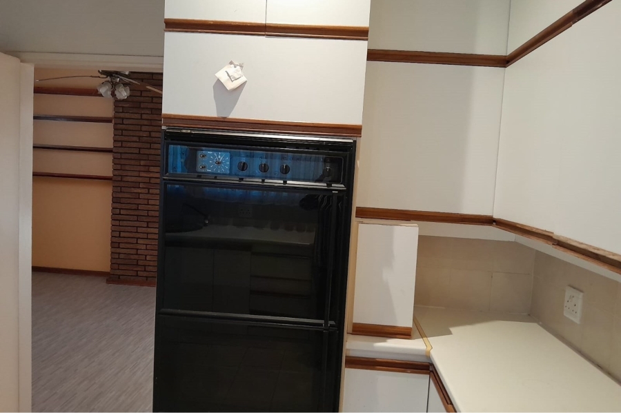 4 Bedroom Property for Sale in Odendaalsrus Free State